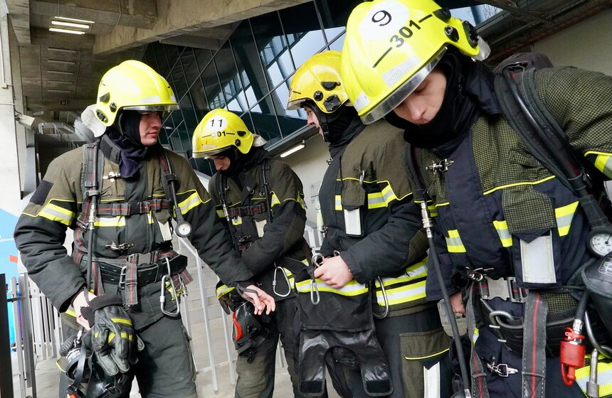 Соревнования по скоростному подъему "Движение вверх" прошли в Москве 7 фото