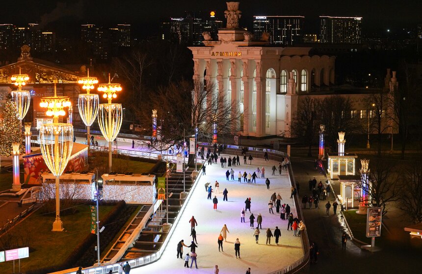 Торжественное открытие катка состоялось на ВДНХ 3 фото