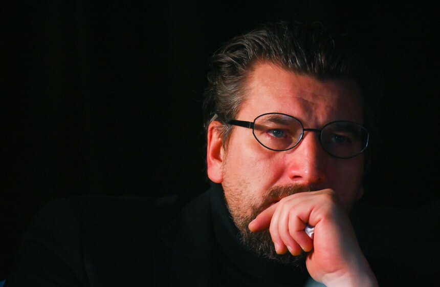 Актер Александр Устюгов