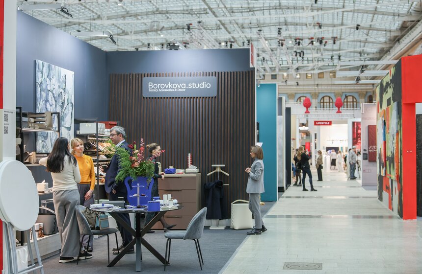 В Гостином Дворе открылся 51-й Российский антикварный салон 10 фото