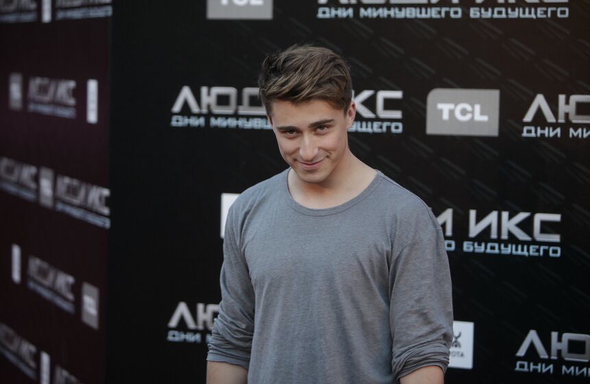 Майкл Фассбендер представил новых "Людей Икс" в Москве 20 фото