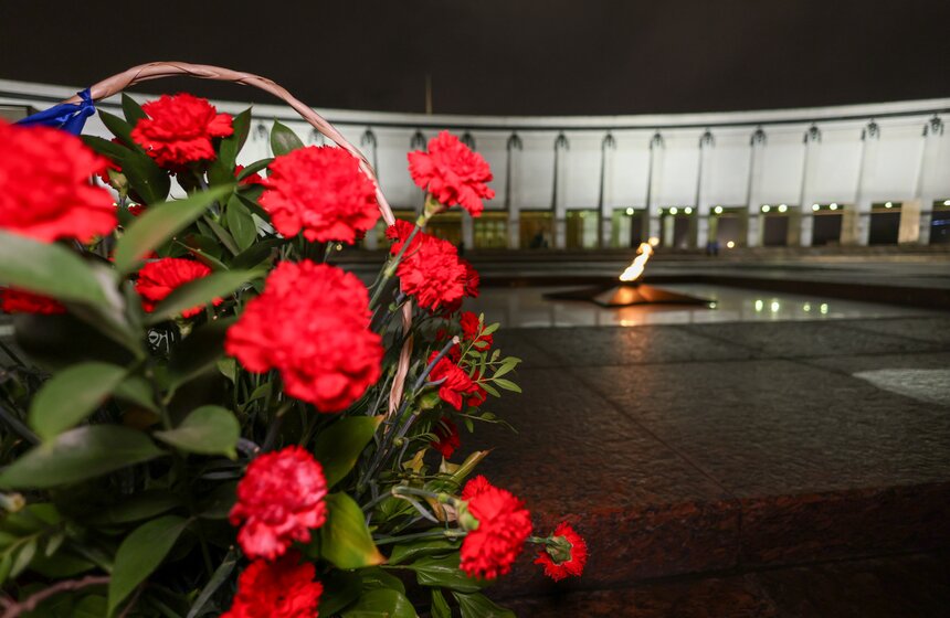 В Москве прошли акции памяти, посвященные Дню Неизвестного Солдата 2 фото