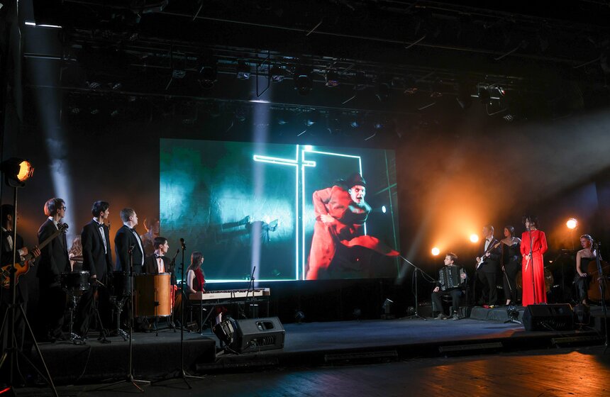 В Москве объявили лауреатов IX театрального фестиваля "Уроки режиссуры" 14 фото