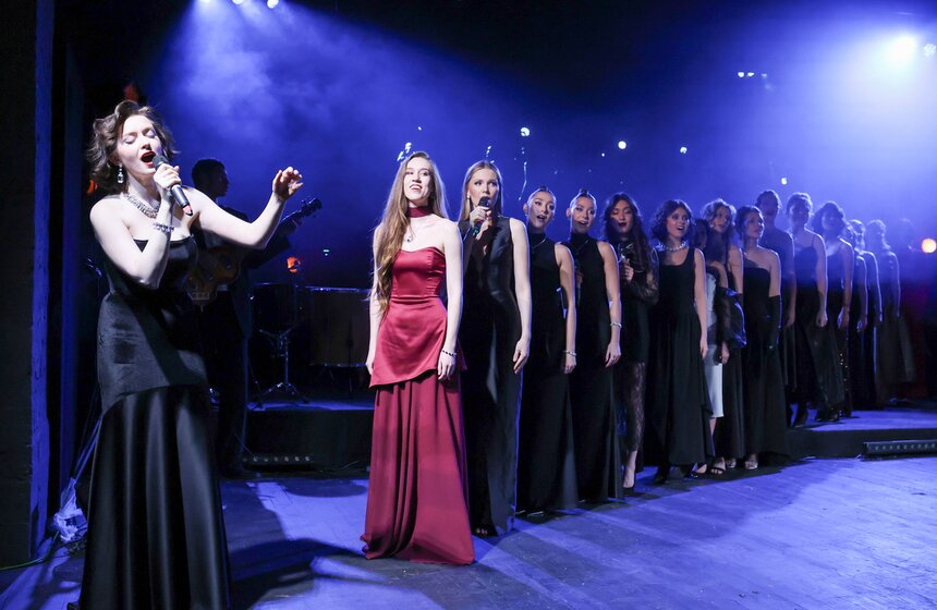 В Москве объявили лауреатов IX театрального фестиваля "Уроки режиссуры" 18 фото