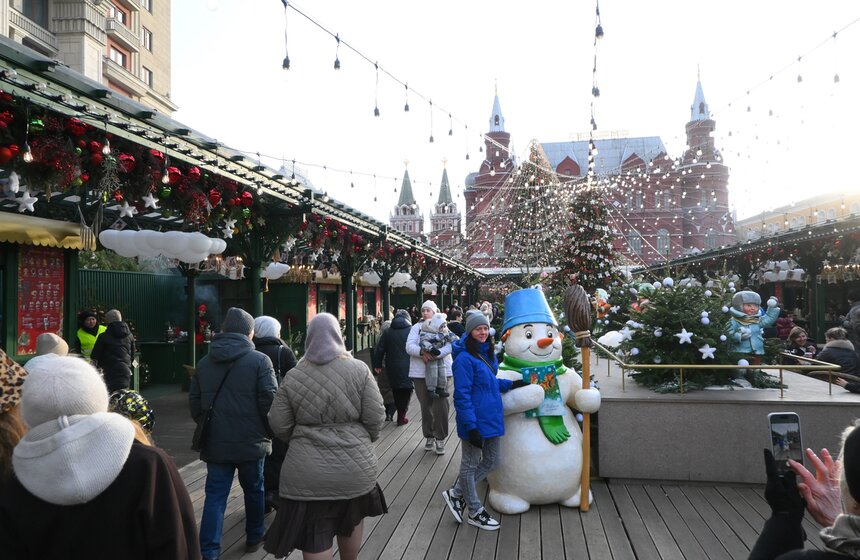 Две интерактивные зоны открылись на Манежной площади в рамках фестиваля "Усадьбы Москвы" 1 фото