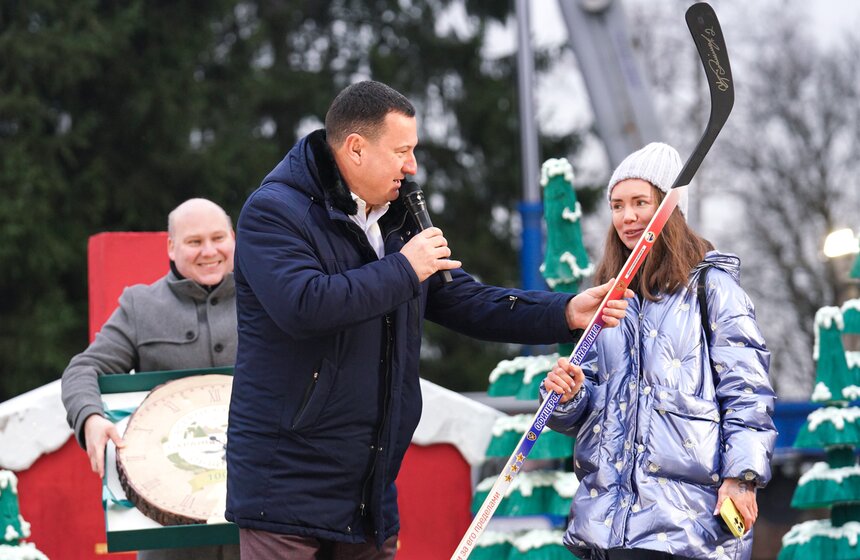 В Подмосковье выбрали и подготовили главную новогоднюю елку для Кремля 27 фото