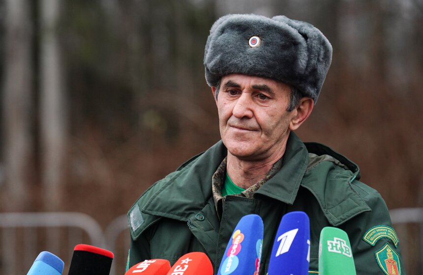 В Подмосковье выбрали и подготовили главную новогоднюю елку для Кремля 14 фото