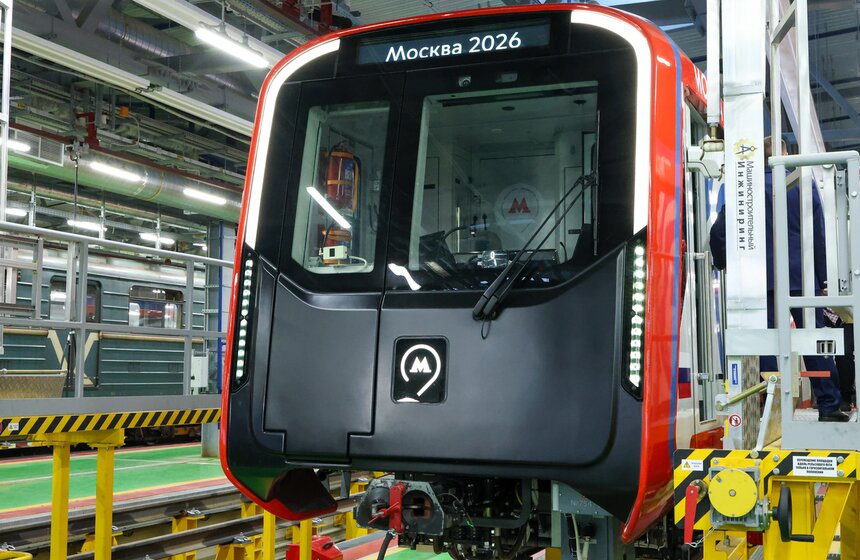 На Замоскворецкую линию метро вышел состав серии "Москва-2026" 9 фото