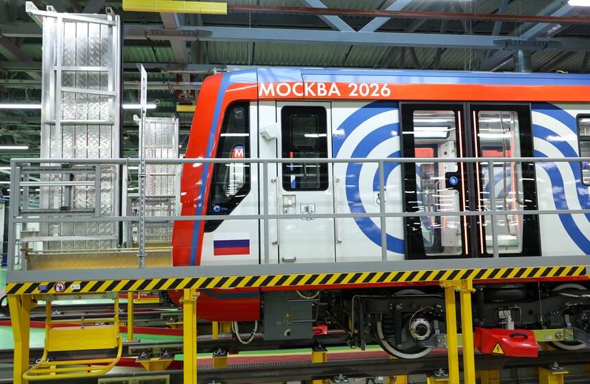 На Замоскворецкую линию метро вышел состав серии "Москва-2026" 3 фото