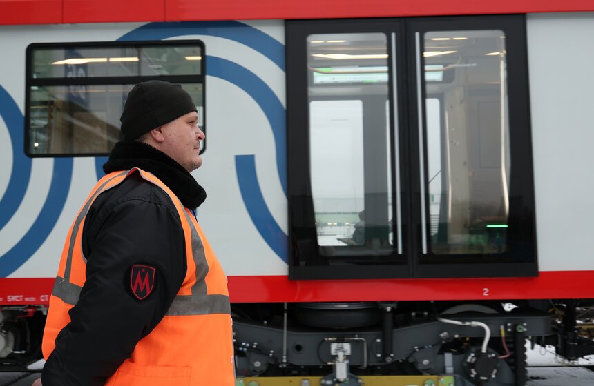 На Замоскворецкую линию метро вышел состав серии "Москва-2026" 16 фото