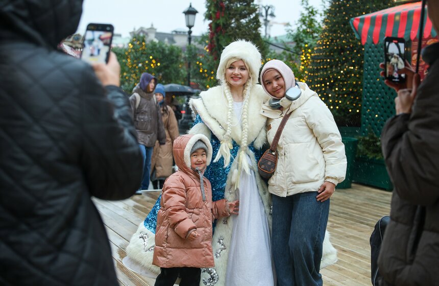 Фестиваль "Путешествие в Рождество" открылся в Москве 35 фото