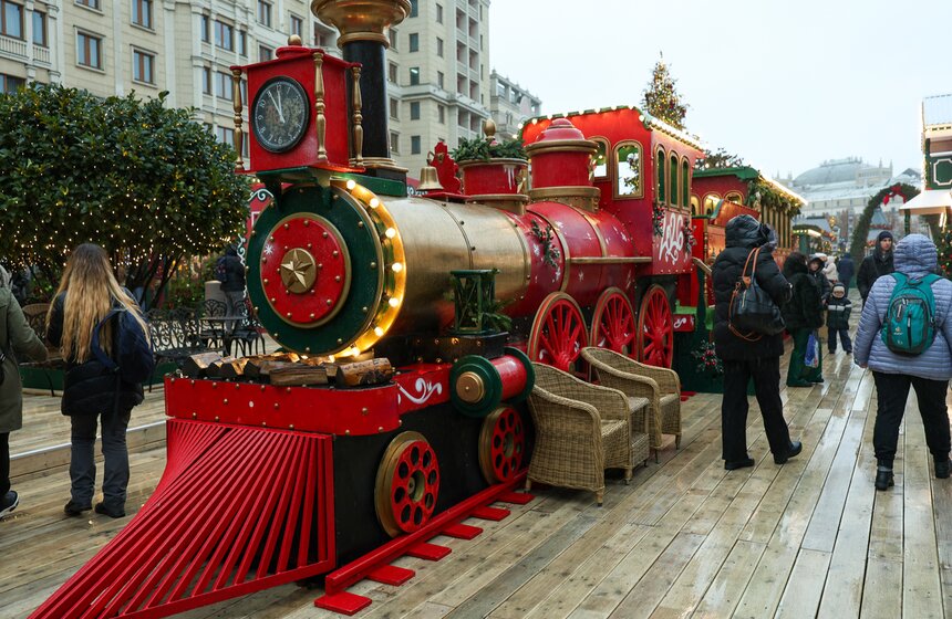 Фестиваль "Путешествие в Рождество" открылся в Москве 40 фото