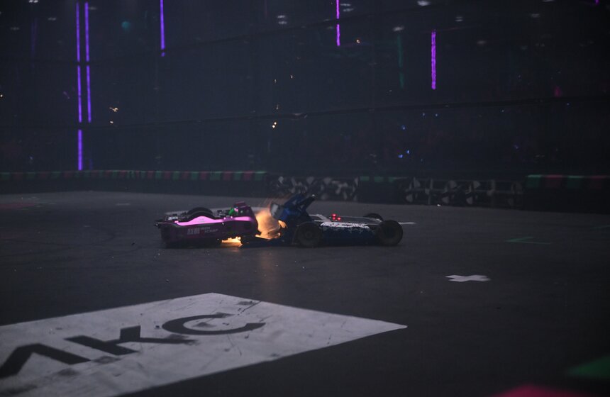 В Москве завершился международный чемпионат "Битва роботов" 22 фото