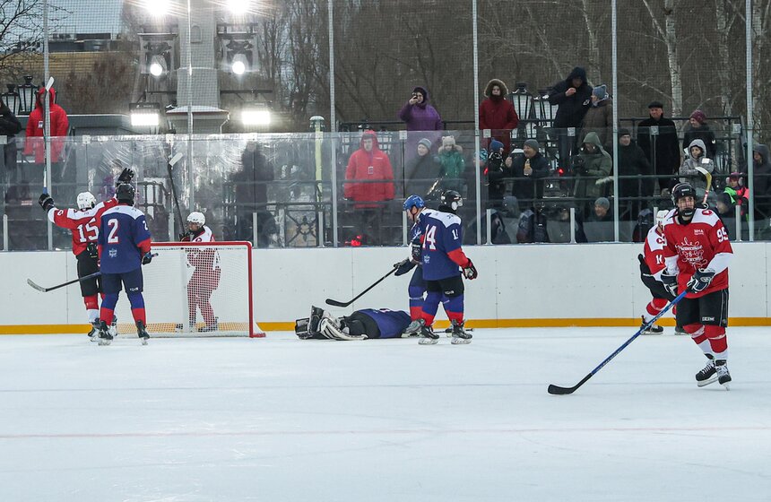Благотворительный хоккейный матч в поддержку участников СВО прошел в Москве 17 фото