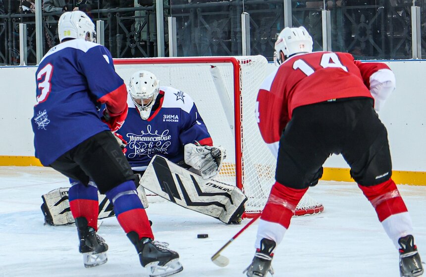Благотворительный хоккейный матч в поддержку участников СВО прошел в Москве 19 фото