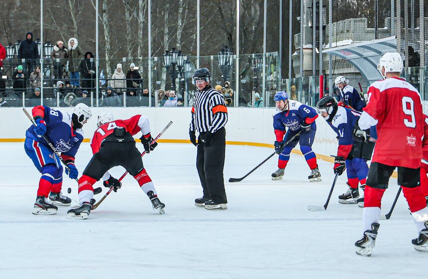 Благотворительный хоккейный матч в поддержку участников СВО прошел в Москве 15 фото