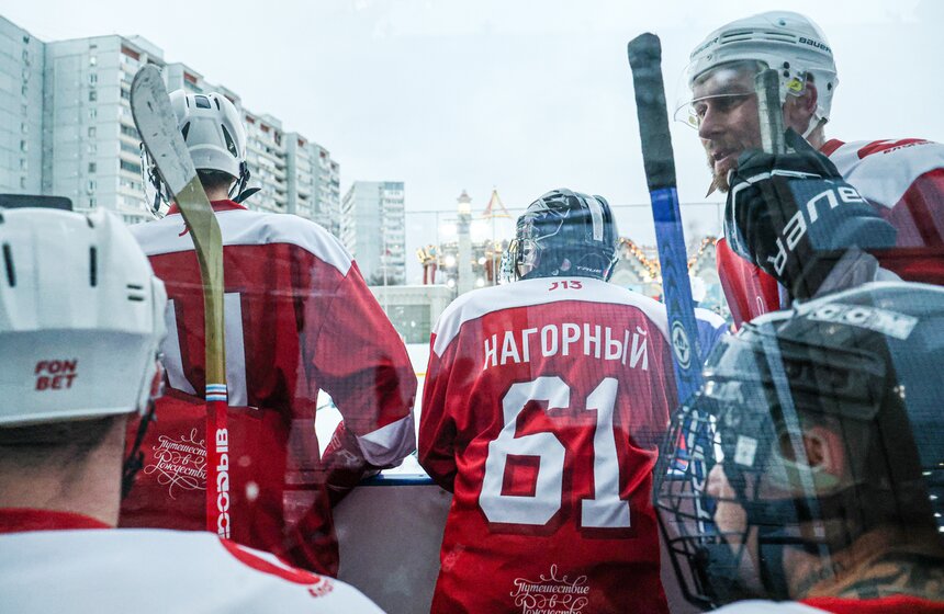 Благотворительный хоккейный матч в поддержку участников СВО прошел в Москве 25 фото