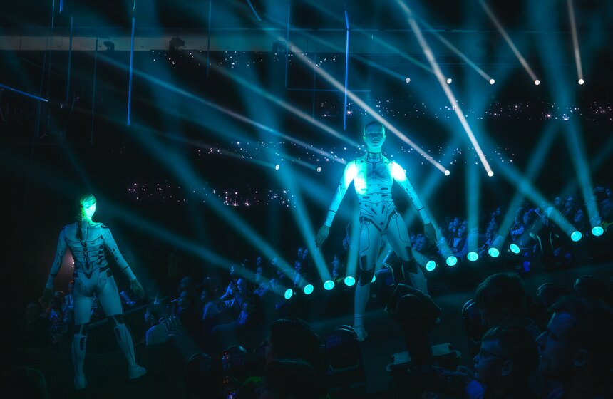 В Москве завершился международный чемпионат "Битва роботов" 13 фото