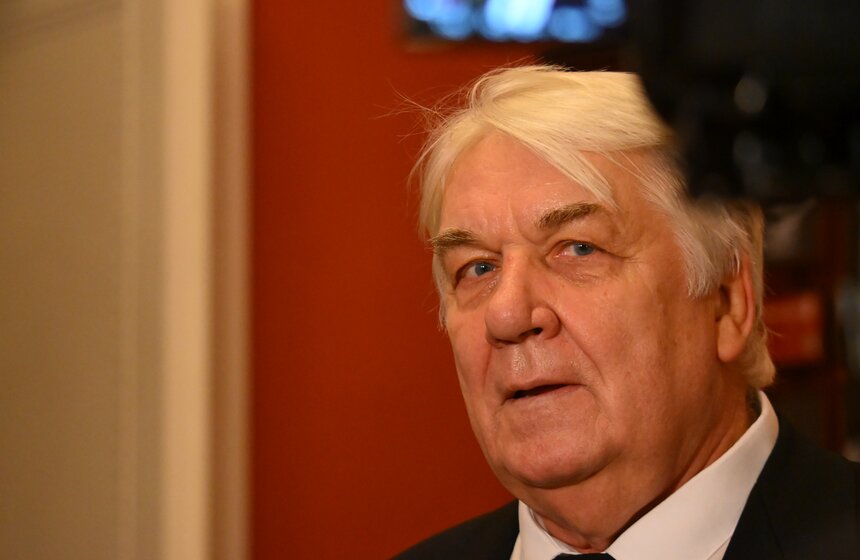 В Москве простились с актером Владимиром Симоновым 24 фото