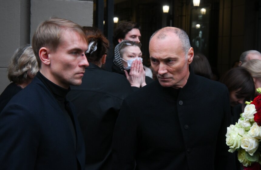 В Москве простились с актером Владимиром Симоновым 36 фото