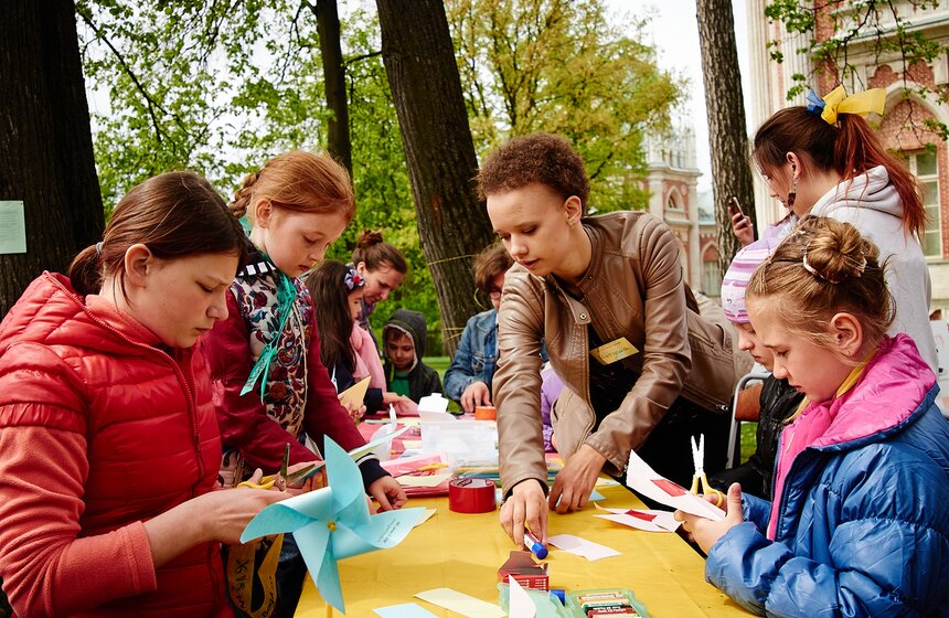 В "Царицыно" прошел поэтический фестиваль воздушных змеев 17 фото