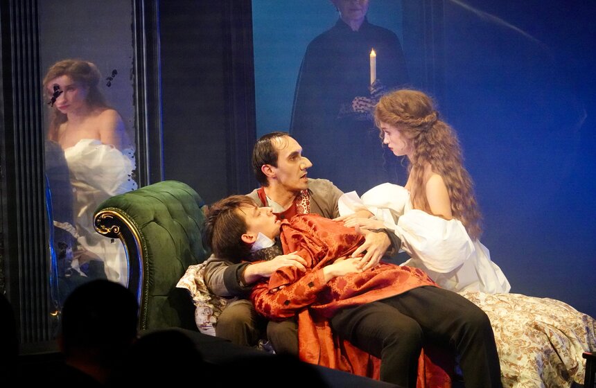 В "Покровка.Театр" состоялась премьера готического детектива "Москва. Сумерки" 19 фото