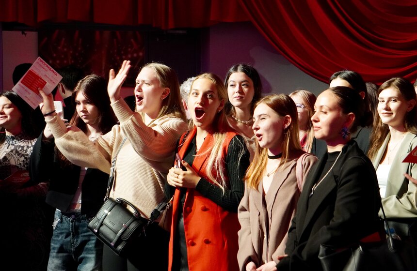 В резиденции "Молодежь Москвы. Родина" прошел первый фестиваль 13 фото