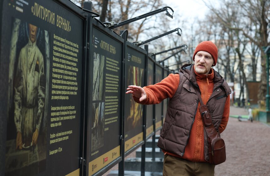 Выставка "Литургия верных" Владимира Киреева открылась в Москве 13 фото