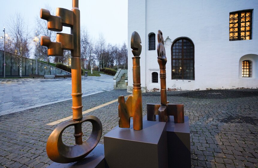 Арт-объект "Энигма" представили в Москве 13 фото