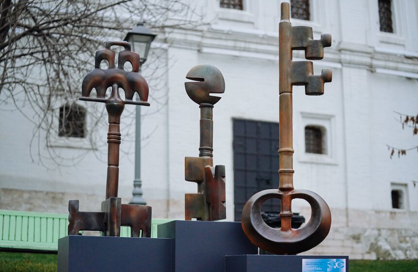 Арт-объект "Энигма" представили в Москве 6 фото