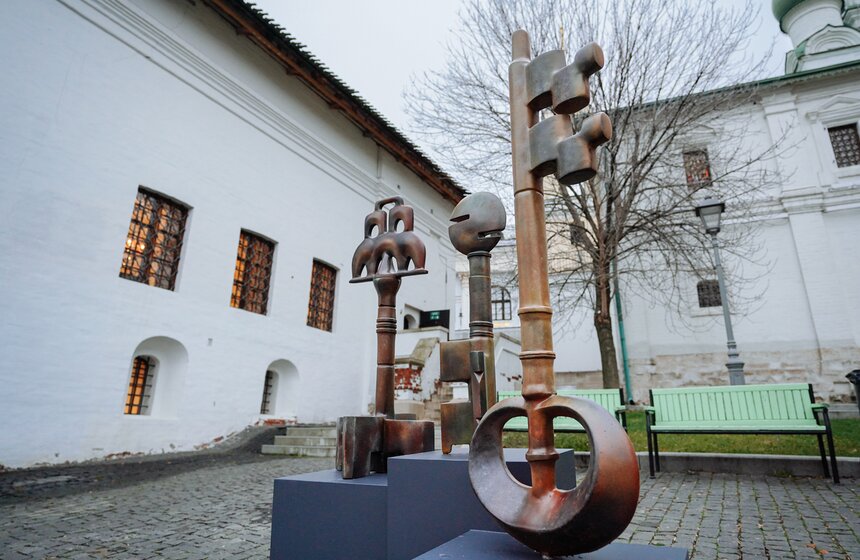 Арт-объект "Энигма" представили в Москве 4 фото