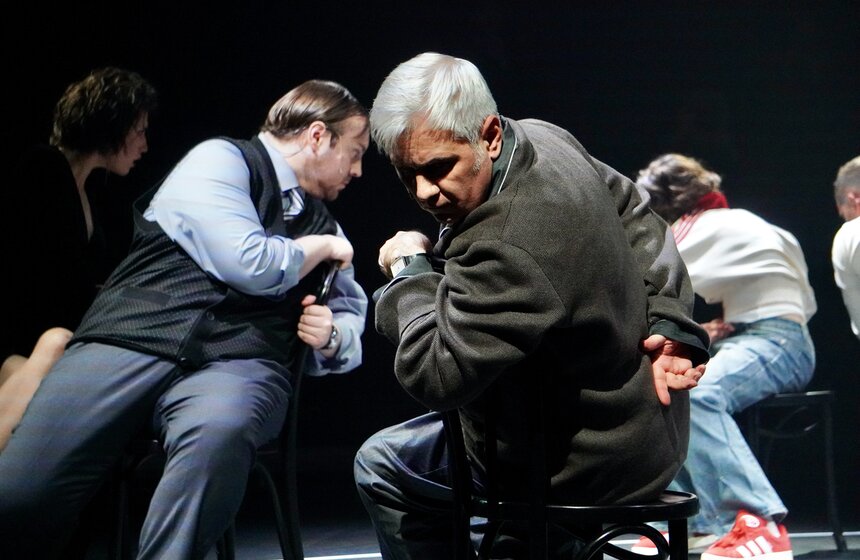 Премьера спектакля "Последние" состоялась в театре "Шалом" 8 фото