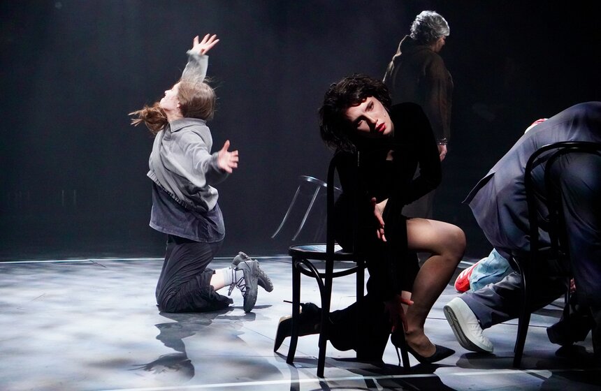 Премьера спектакля "Последние" состоялась в театре "Шалом" 14 фото