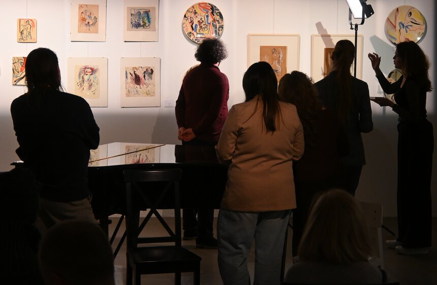 В Москве открылась выставка художника Александра Траугота 4 фото