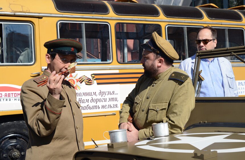 Пробег ретро-автомобилей "Наша Победа" прошел в Москве 12 фото