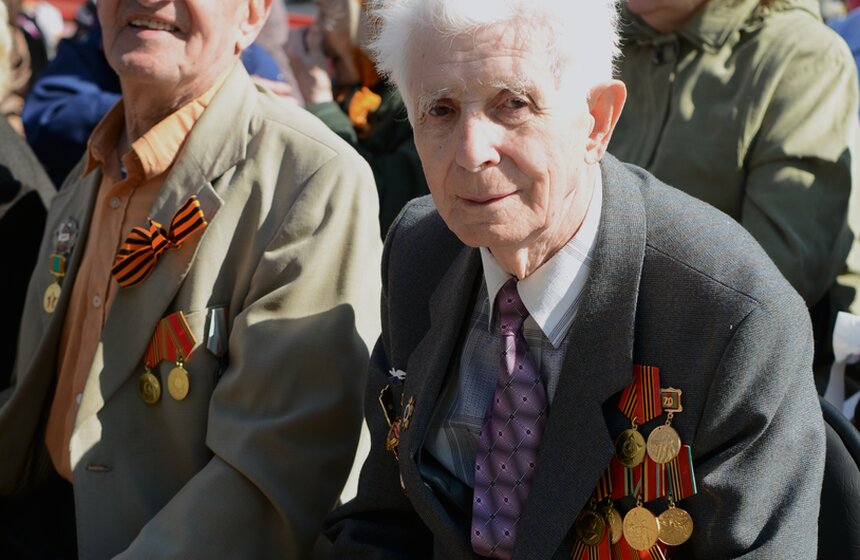 Пробег ретро-автомобилей "Наша Победа" прошел в Москве 2 фото