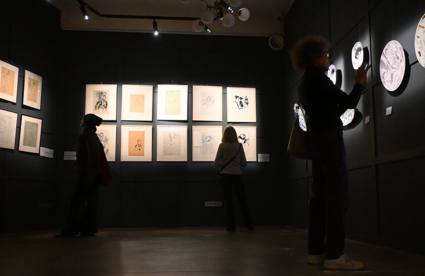 В Москве открылась выставка художника Александра Траугота 18 фото