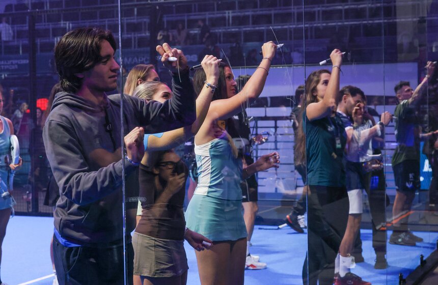 Международный турнир по паделу "Москва 2025" прошел в столице 30 фото