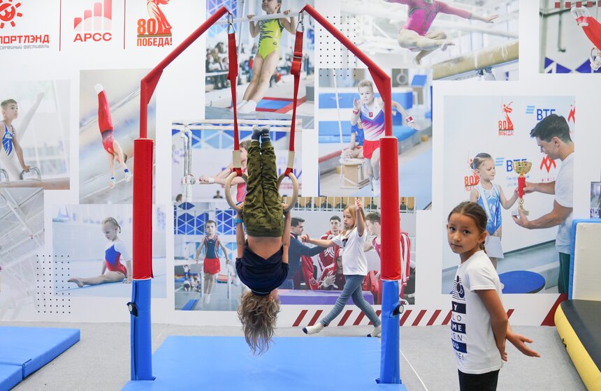 Cемейный фестиваль "Спортлэнд" прошел в Гостином Дворе 18 фото