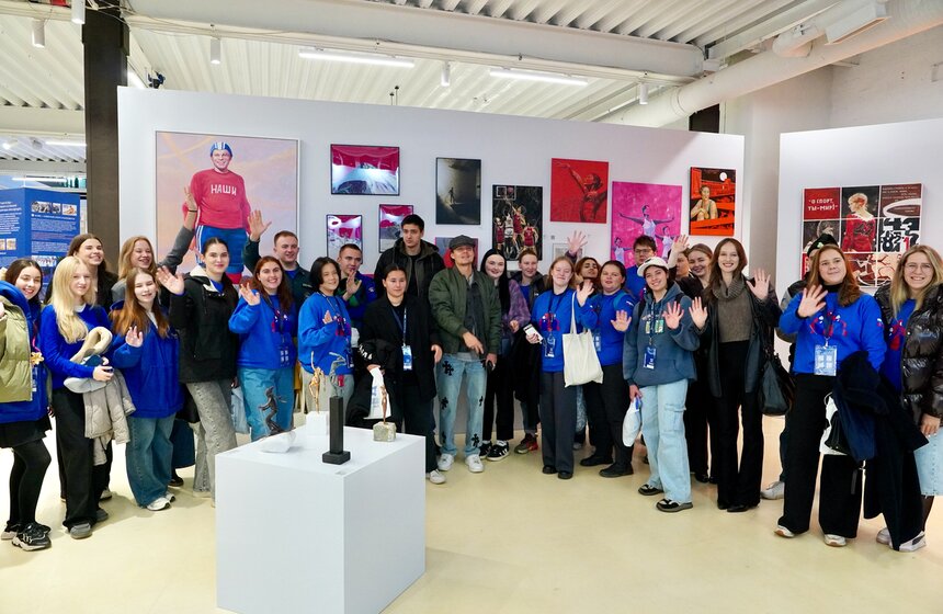 Выставка современного искусства "Спорт сквозь время" открылась в Москве 21 фото