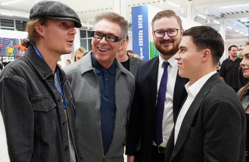 Выставка современного искусства "Спорт сквозь время" открылась в Москве 5 фото