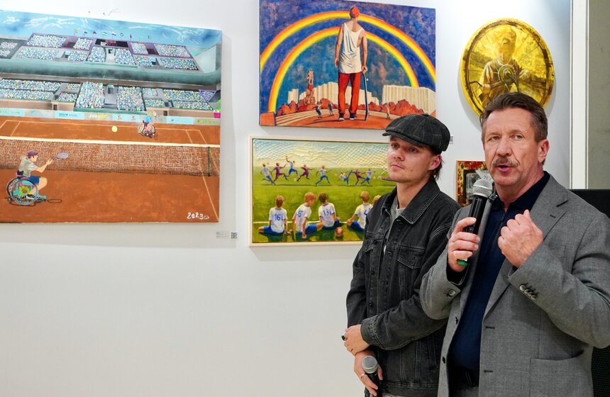 Выставка современного искусства "Спорт сквозь время" открылась в Москве 20 фото