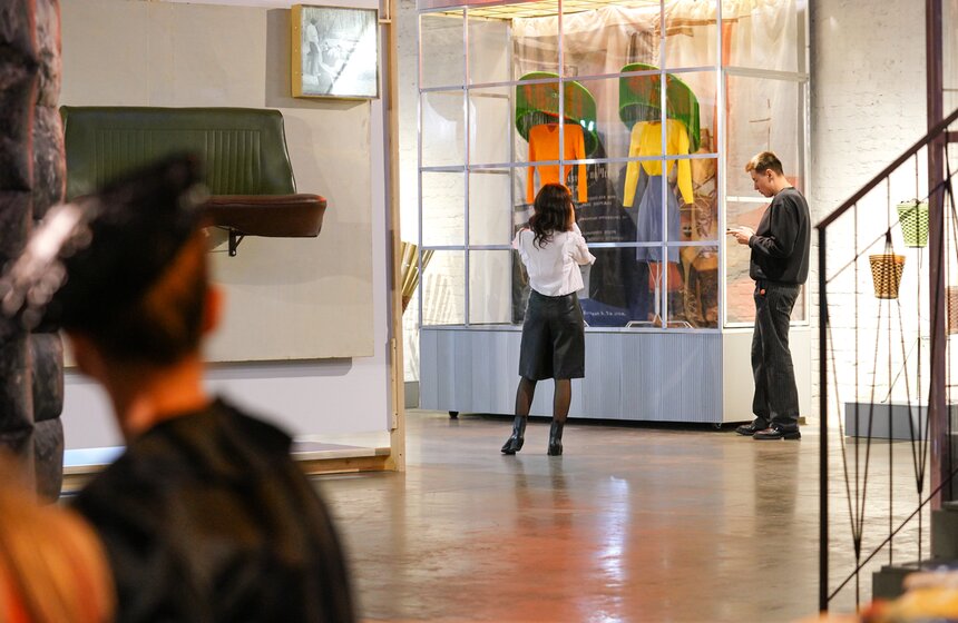 Выставка "Это было со мной" открылась на "Винзаводе" 22 фото