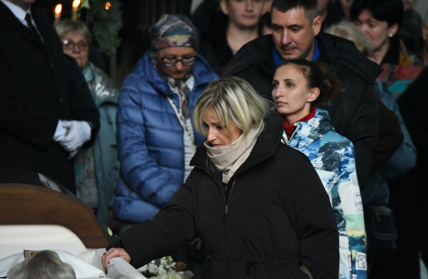 В Москве прошла церемония прощания с телеведущим Юрием Николаевым 29 фото