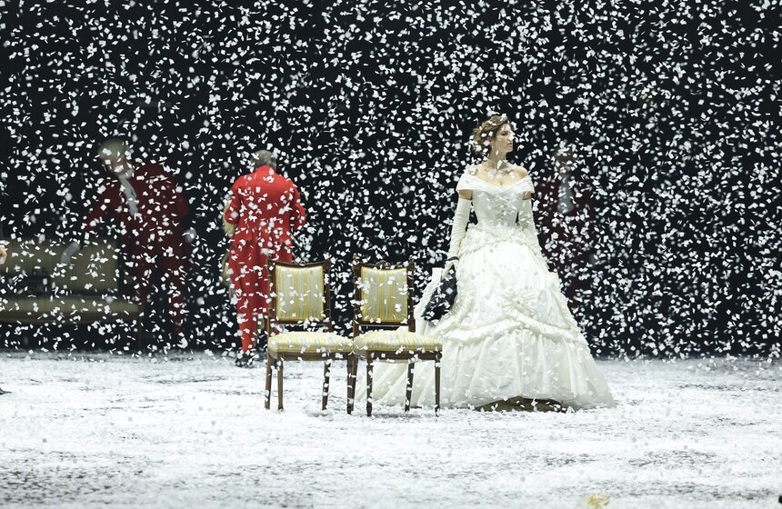 Премьера спектакля "Анна Каренина" состоялась в Малом театре в Москве 28 фото