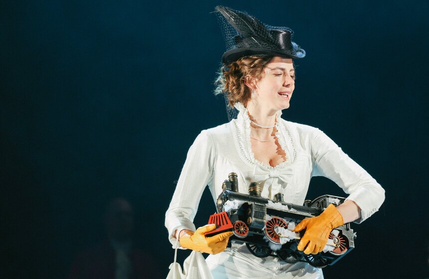 Премьера спектакля "Анна Каренина" состоялась в Малом театре в Москве 19 фото