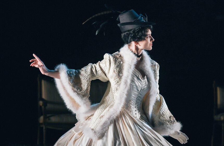 Премьера спектакля "Анна Каренина" состоялась в Малом театре в Москве 8 фото