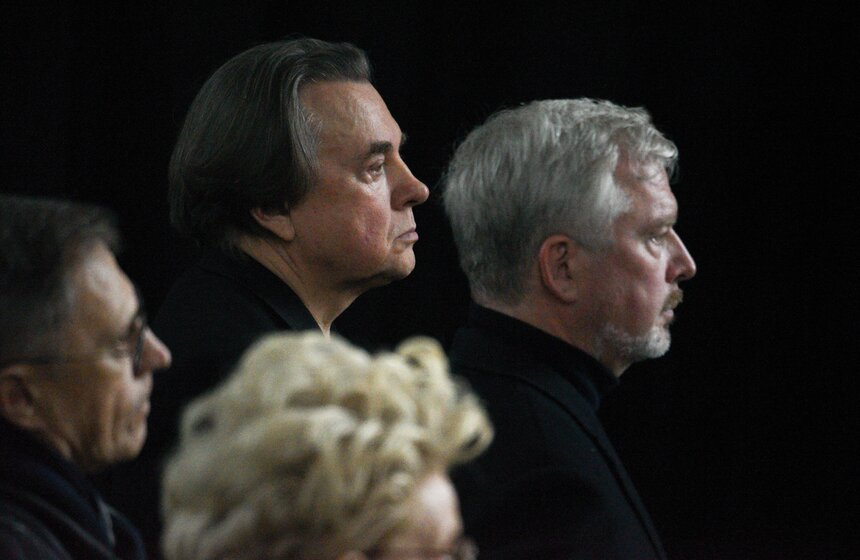 В Москве прошла церемония прощания с телеведущим Юрием Николаевым 20 фото