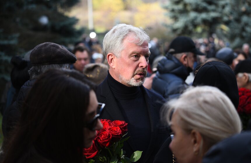 В Москве прошла церемония прощания с телеведущим Юрием Николаевым 10 фото