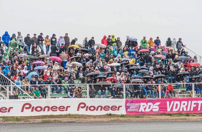 В столице прошло открытие автосезона Russian Drift Series 2014 13 фото